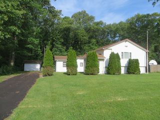 3442 N  17000e Rd, Momence, IL 60954
