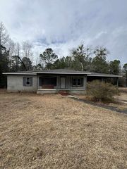 161 County Road 45 731 S, Cades, SC 29518