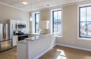 70 Highland St #41e133534, Brockton, MA 02301