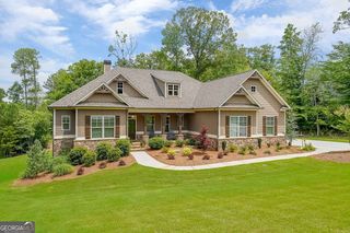 5410 Spinner Ln, Gainesville, GA 30506