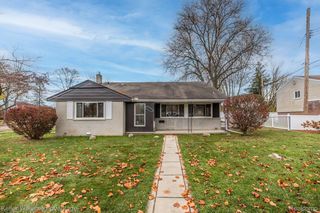 31505 Hees St, Livonia, MI 48150