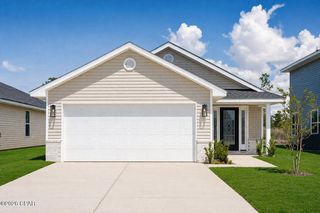 717 Fox Den Ln, Panama City, FL 32404