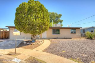 1702 W  Root Ln, Tucson, AZ 85705
