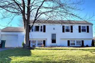 37 Bucky Dr, Rochester, NY 14624