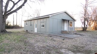 159 Monroe St, Cotter, AR 72626