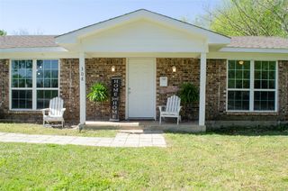 308 E  Broadmore Ave, Wills Point, TX 75169