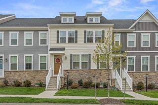 194 Moyer Hill Dr, Cranberry Township, PA 16066
