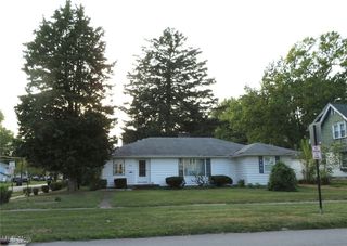 800 Woodland Ave, Elyria, OH 44035
