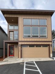 12903 SE Ridgecrest Rd, Happy Valley, OR 97086