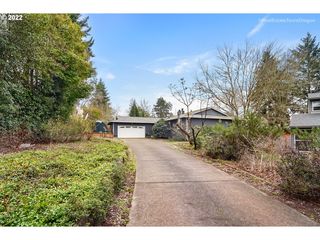 6450 SW Cape Meares Ct, Beaverton, OR 97007
