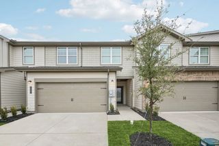 206 Pourtales Ln, Cedar Hill, TX 75104