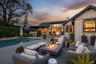 1217 Allyn Avenue, Saint Helena, CA 94574