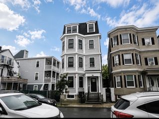 303 Maverick #Penthouse 4, Boston, MA 02128