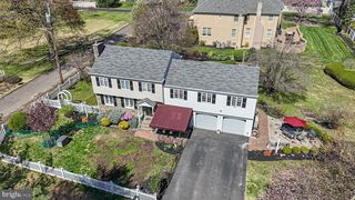 5045 Fitler St, Philadelphia, PA 19114