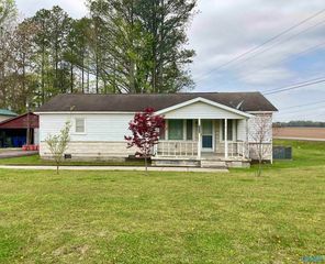 5156 Old Railroad Bed Rd, Harvest, AL 35749