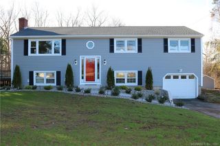 45 Carriage Dr, North Haven, CT 06473