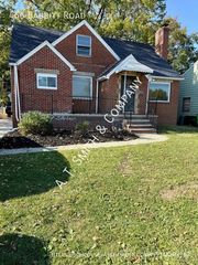 466 Babbitt Rd, Euclid, OH 44123