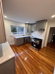 40 School Ln, Watertown, MA 02472