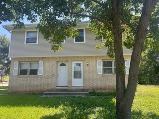 4705 SE 3rd St, Des Moines, IA 50315