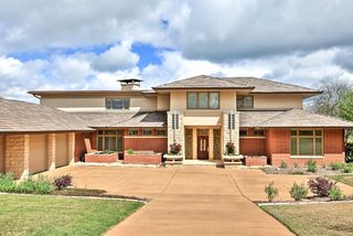5817 Cypress Point Dr, Fort Worth, TX 76132
