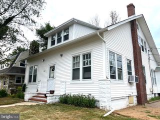 2841 Nottingham Way, Hamilton, NJ 08619