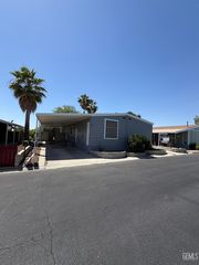 8536 Kern Canyon Rd, Bakersfield, CA 93306