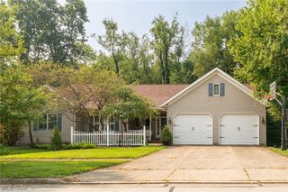 1611 Wildwood Dr, Wooster, OH 44691