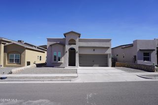 132 Esther Trl, Santa Teresa, NM 88008