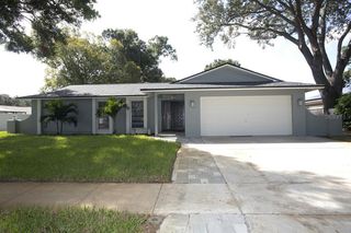 8120 Norwood Rd, Seminole, FL 33777