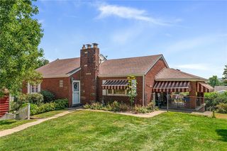 103 Nebraska Dr, New Kensington, PA 15068