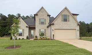 195 Ridgefield Dr #285, Oakland, TN 38060