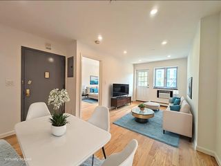 772 52nd St #2F, Brooklyn, NY 11220