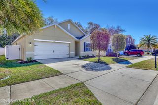 2605 Falcon Ln, Mims, FL 32754