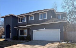 5221 Swartz Rd, Kansas City, KS 66106