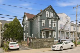 2 Narragansett Ave #2, Newport, RI 02840