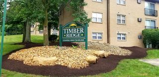 115 Timber Ridge Dr, New Stanton, PA 15672