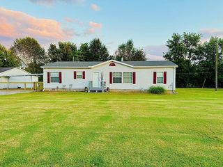 3351 E  State Line Rd, Union City, TN 38261