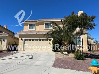 13164 Choctaw Ln, Victorville, CA 92395