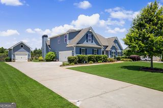 100 Reserve Pl, Senoia, GA 30276