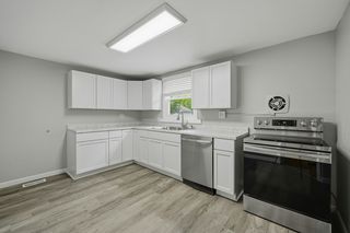 101 Douglas Ave, Liverpool, NY 13088