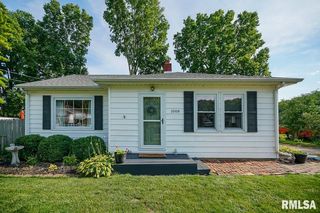 1008 E  Parkside Ln, Peoria, IL 61615