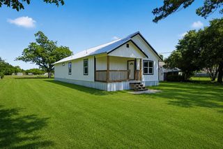 204 S  Anderson St, Bremond, TX 76629