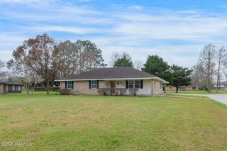 5913 Elton Rd, Abbeville, LA 70510