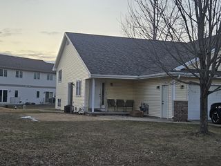 743 Edenberry Ln, Oregon, WI 53575