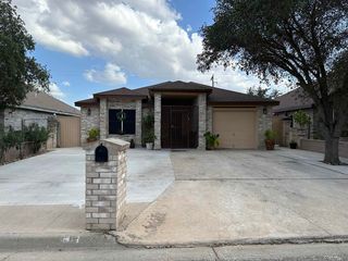 3413 Sheffield St, Laredo, TX 78043