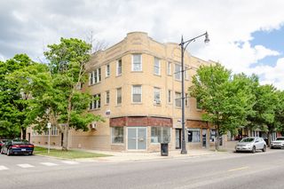 4517 N Milwaukee Ave, Chicago, IL 60630