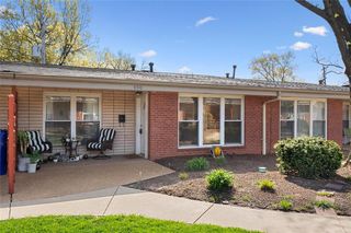 Villa For Sale St Louis Mo