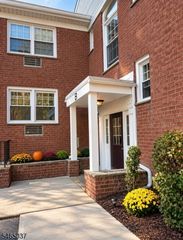 565 Grove St B-9 BLDG B #B-9, Clifton, NJ 07013