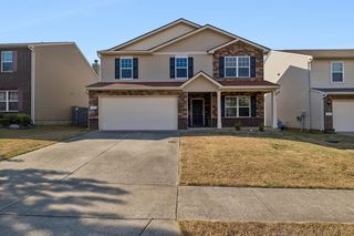 152 Slaters Dr, Lebanon, TN 37087