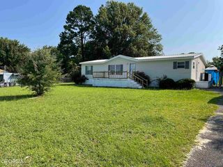 132 Rene Ln, Cochran, GA 31014